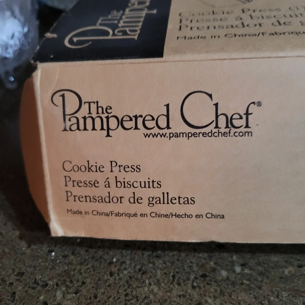 Pampered‎ Chef Cookie Press